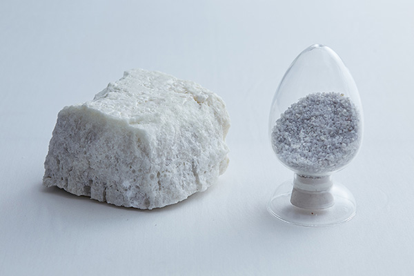 The company covers an area of 140,000 square meters.